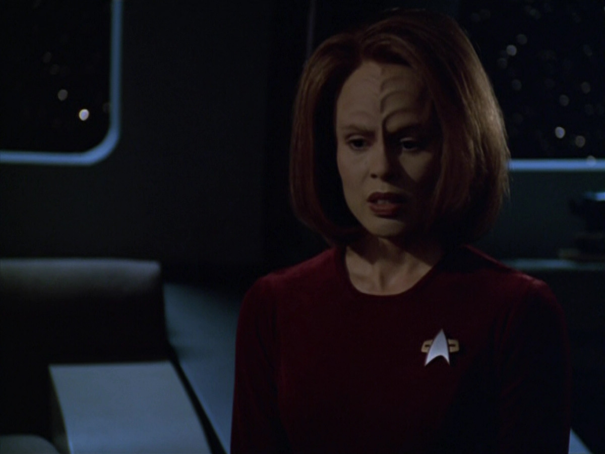 extant_StarTrek_VOY_5x21-Juggernaut_00527.jpg