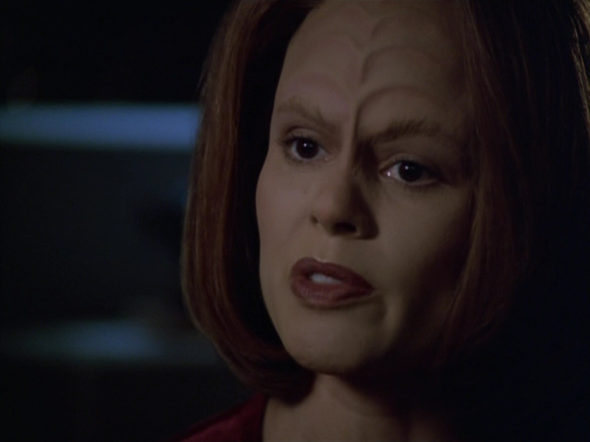 extant_StarTrek_VOY_5x21-Juggernaut_00556.jpg