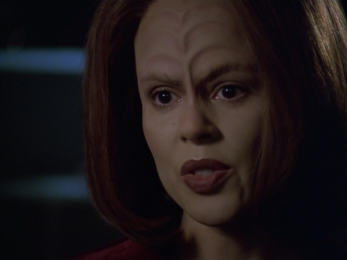 extant_StarTrek_VOY_5x21-Juggernaut_00581.jpg