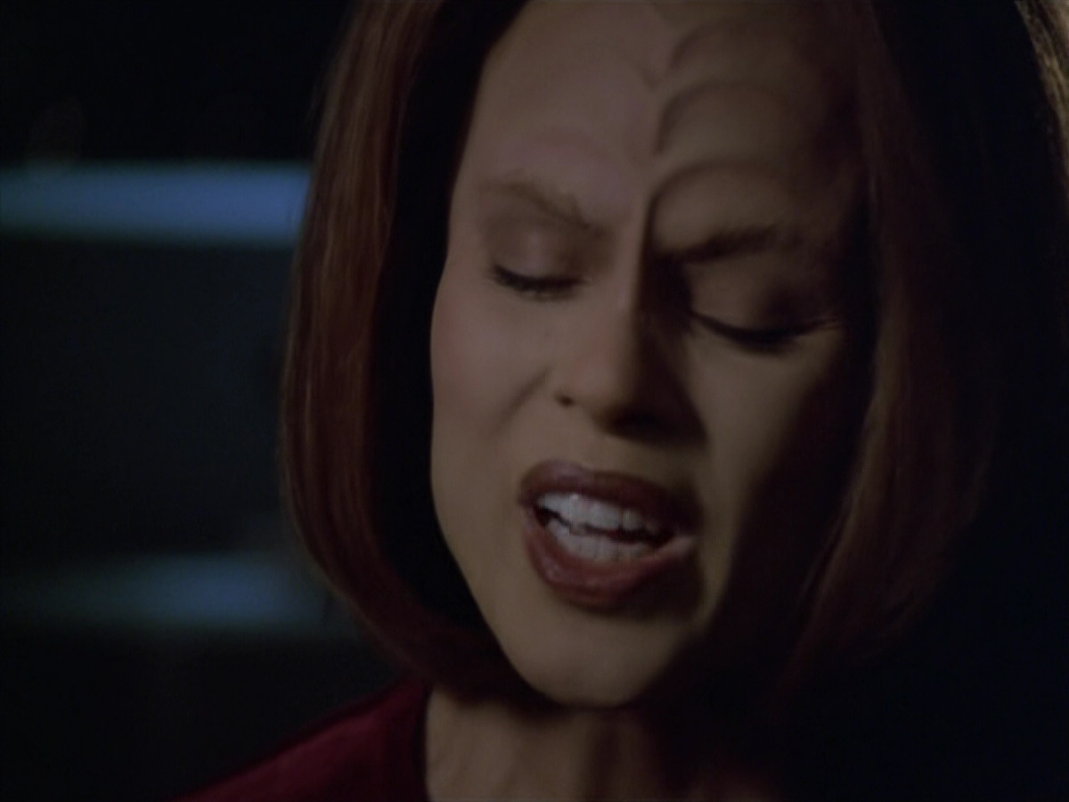 extant_StarTrek_VOY_5x21-Juggernaut_00606.jpg