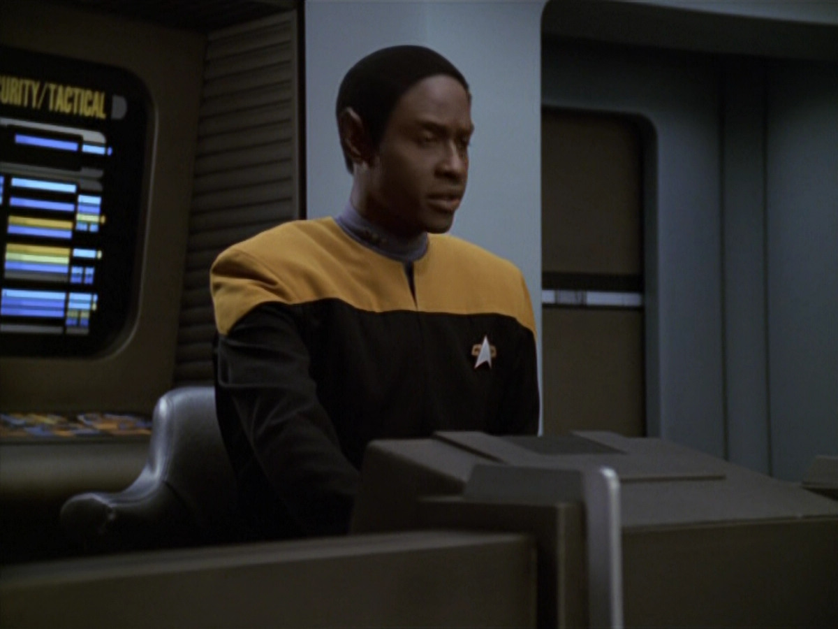 extant_StarTrek_VOY_5x21-Juggernaut_00736.jpg
