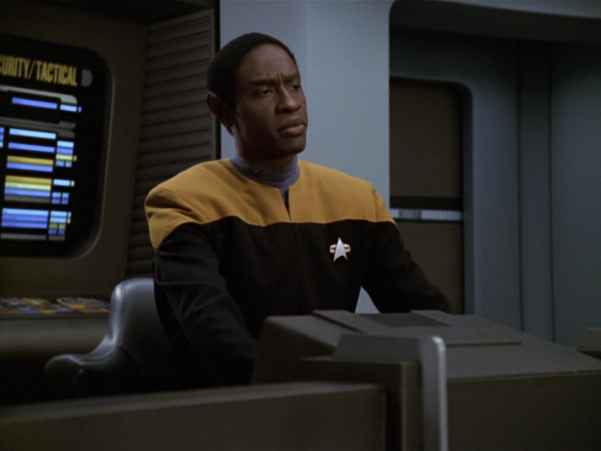 extant_StarTrek_VOY_5x21-Juggernaut_00737.jpg