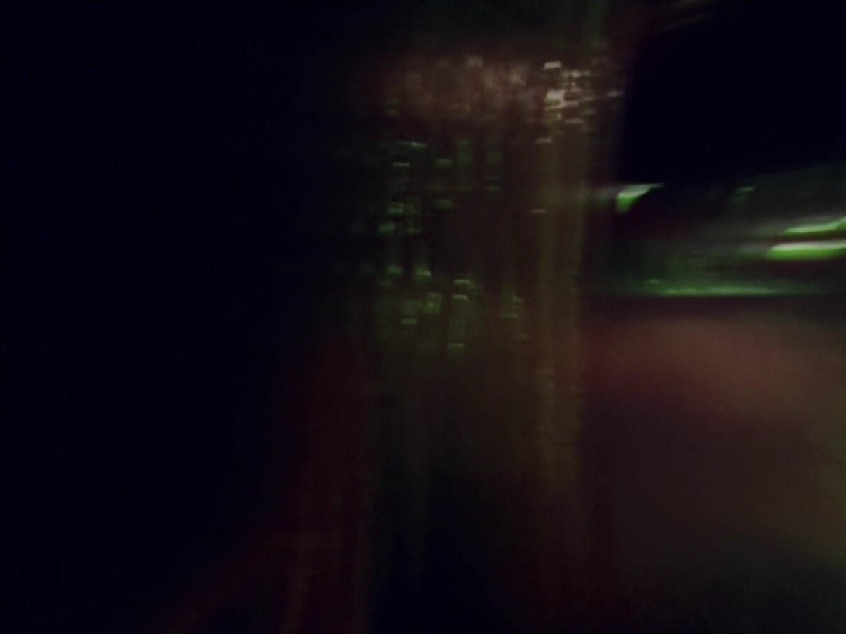 extant_StarTrek_VOY_5x21-Juggernaut_01975.jpg