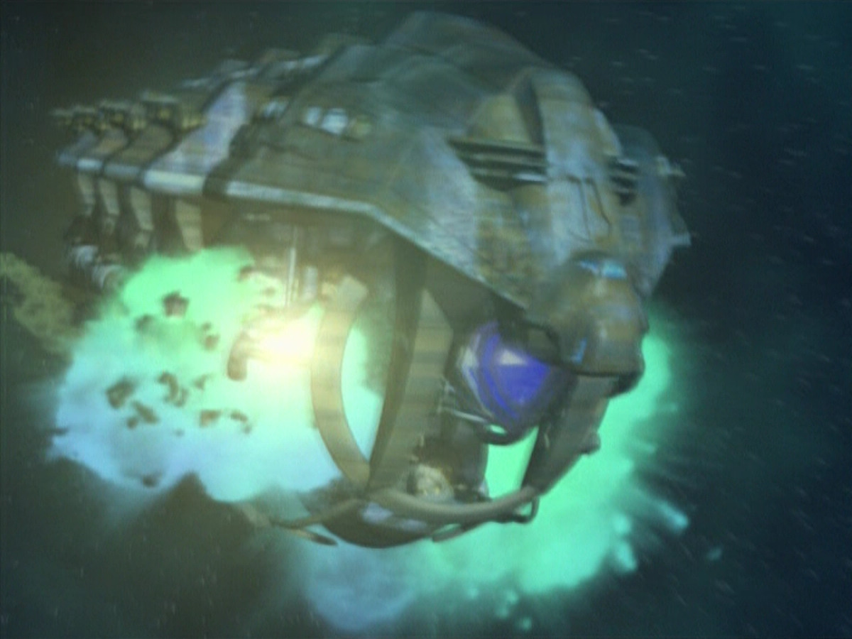 extant_StarTrek_VOY_5x21-Juggernaut_03583.jpg
