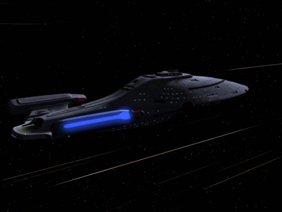 extant_StarTrek_VOY_5x21-Juggernaut_03805.jpg