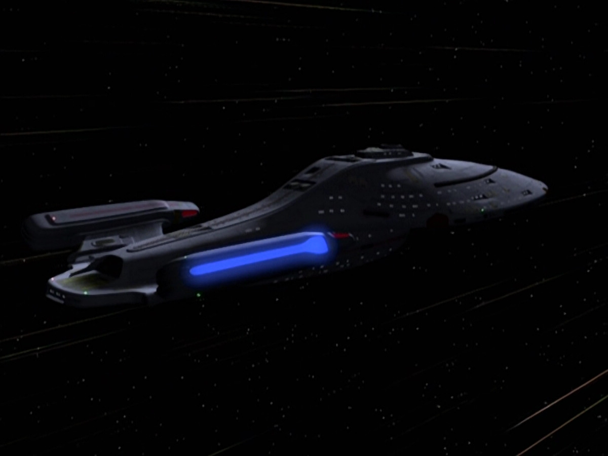 extant_StarTrek_VOY_5x21-Juggernaut_03807.jpg