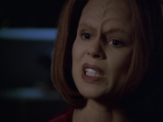 extant_StarTrek_VOY_5x21-Juggernaut_00554.jpg
