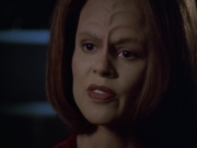 extant_StarTrek_VOY_5x21-Juggernaut_00639.jpg