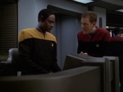 Filename=extant_StarTrek_VOY_5x21-Juggernaut_00664.jpg
Filesize=128KiB
Dimensions=1200x900
Date added=Nov 21, 2019 extant_StarTrek_VOY_5x21-Juggernaut_00664.jpg