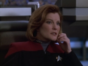 extant_StarTrek_VOY_5x21-Juggernaut_00753.jpg