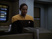Filename=extant_StarTrek_VOY_5x21-Juggernaut_00759.jpg
Filesize=143KiB
Dimensions=1200x900
Date added=Nov 21, 2019 extant_StarTrek_VOY_5x21-Juggernaut_00759.jpg