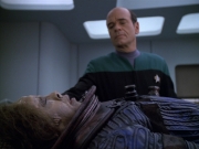 Filename=extant_StarTrek_VOY_5x21-Juggernaut_00796.jpg
Filesize=172KiB
Dimensions=1200x900
Date added=Nov 21, 2019 extant_StarTrek_VOY_5x21-Juggernaut_00796.jpg