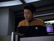 extant_StarTrek_VOY_5x21-Juggernaut_00961.jpg