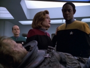 extant_StarTrek_VOY_5x21-Juggernaut_00976.jpg