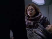 extant_StarTrek_VOY_5x21-Juggernaut_00993.jpg