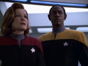 extant_StarTrek_VOY_5x21-Juggernaut_01003.jpg