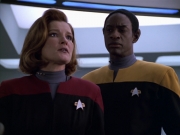 extant_StarTrek_VOY_5x21-Juggernaut_01007.jpg