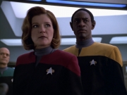 extant_StarTrek_VOY_5x21-Juggernaut_01015.jpg