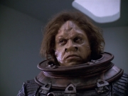 extant_StarTrek_VOY_5x21-Juggernaut_01018.jpg