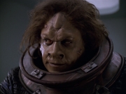 extant_StarTrek_VOY_5x21-Juggernaut_01024.jpg