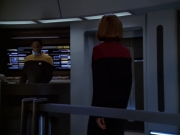 extant_StarTrek_VOY_5x21-Juggernaut_01051.jpg