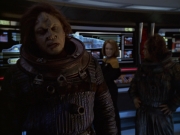 extant_StarTrek_VOY_5x21-Juggernaut_01074.jpg