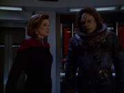 extant_StarTrek_VOY_5x21-Juggernaut_01079.jpg