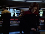 extant_StarTrek_VOY_5x21-Juggernaut_01117.jpg