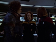 extant_StarTrek_VOY_5x21-Juggernaut_01136.jpg