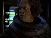 extant_StarTrek_VOY_5x21-Juggernaut_01145.jpg