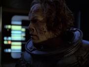extant_StarTrek_VOY_5x21-Juggernaut_01148.jpg