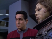 extant_StarTrek_VOY_5x21-Juggernaut_01308.jpg