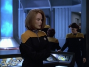 extant_StarTrek_VOY_5x21-Juggernaut_01329.jpg