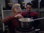 Filename=extant_StarTrek_VOY_5x21-Juggernaut_01467.jpg
Filesize=177KiB
Dimensions=1200x900
Date added=Nov 21, 2019 extant_StarTrek_VOY_5x21-Juggernaut_01467.jpg