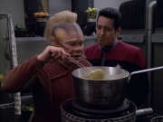 Filename=extant_StarTrek_VOY_5x21-Juggernaut_01515.jpg
Filesize=181KiB
Dimensions=1200x900
Date added=Nov 21, 2019 extant_StarTrek_VOY_5x21-Juggernaut_01515.jpg