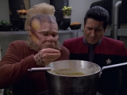 Filename=extant_StarTrek_VOY_5x21-Juggernaut_01531.jpg
Filesize=172KiB
Dimensions=1200x900
Date added=Nov 21, 2019 extant_StarTrek_VOY_5x21-Juggernaut_01531.jpg