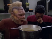 Filename=extant_StarTrek_VOY_5x21-Juggernaut_01533.jpg
Filesize=167KiB
Dimensions=1200x900
Date added=Nov 21, 2019 extant_StarTrek_VOY_5x21-Juggernaut_01533.jpg