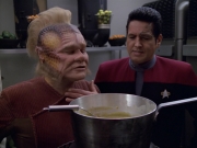 Filename=extant_StarTrek_VOY_5x21-Juggernaut_01539.jpg
Filesize=170KiB
Dimensions=1200x900
Date added=Nov 21, 2019 extant_StarTrek_VOY_5x21-Juggernaut_01539.jpg
