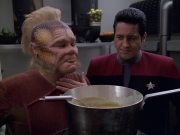 Filename=extant_StarTrek_VOY_5x21-Juggernaut_01540.jpg
Filesize=173KiB
Dimensions=1200x900
Date added=Nov 21, 2019 extant_StarTrek_VOY_5x21-Juggernaut_01540.jpg