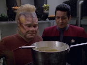Filename=extant_StarTrek_VOY_5x21-Juggernaut_01543.jpg
Filesize=166KiB
Dimensions=1200x900
Date added=Nov 21, 2019 extant_StarTrek_VOY_5x21-Juggernaut_01543.jpg