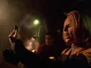 extant_StarTrek_VOY_5x21-Juggernaut_01685.jpg