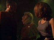 extant_StarTrek_VOY_5x21-Juggernaut_01706.jpg