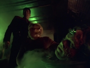 extant_StarTrek_VOY_5x21-Juggernaut_02167.jpg