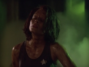 extant_StarTrek_VOY_5x21-Juggernaut_02172.jpg