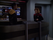 extant_StarTrek_VOY_5x21-Juggernaut_02226.jpg