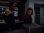 Filename=extant_StarTrek_VOY_5x21-Juggernaut_02231.jpg
Filesize=139KiB
Dimensions=1200x900
Date added=Nov 21, 2019 extant_StarTrek_VOY_5x21-Juggernaut_02231.jpg