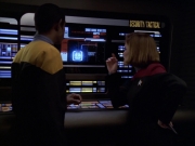 Filename=extant_StarTrek_VOY_5x21-Juggernaut_02237.jpg
Filesize=152KiB
Dimensions=1200x900
Date added=Nov 21, 2019 extant_StarTrek_VOY_5x21-Juggernaut_02237.jpg