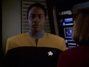Filename=extant_StarTrek_VOY_5x21-Juggernaut_02254.jpg
Filesize=138KiB
Dimensions=1200x900
Date added=Nov 21, 2019 extant_StarTrek_VOY_5x21-Juggernaut_02254.jpg
