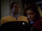 Filename=extant_StarTrek_VOY_5x21-Juggernaut_02267.jpg
Filesize=130KiB
Dimensions=1200x900
Date added=Nov 21, 2019 extant_StarTrek_VOY_5x21-Juggernaut_02267.jpg