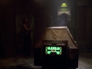 extant_StarTrek_VOY_5x21-Juggernaut_02383.jpg